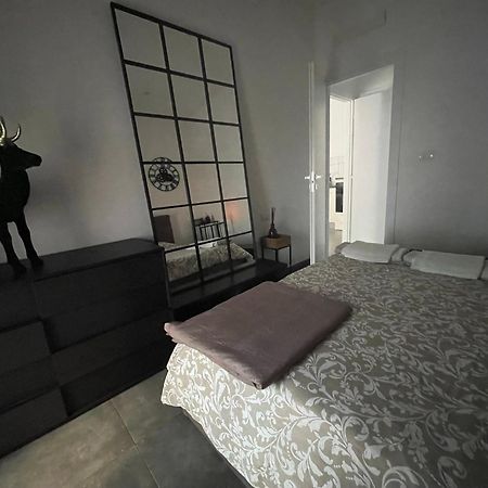 Decoluxe !Apartamento Con 1 Camera Da Letto , In Zona San Paolo , Via Martiniana Turijn Buitenkant foto